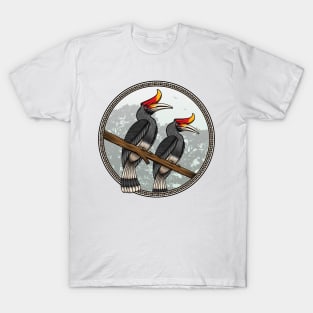 Beautiful Hornbill Bird On The Jungle T-Shirt